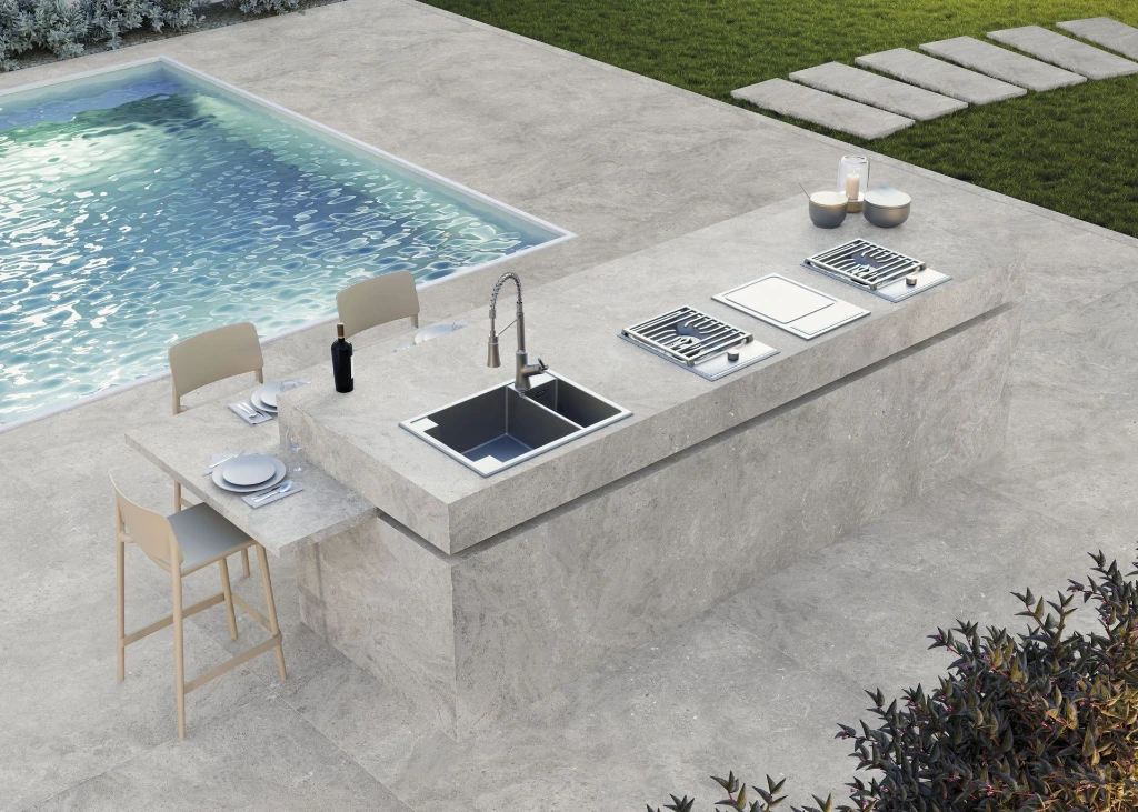 AMB_PIERRE_PARISIENNE_CUCINA_PISCINA-1-scaled.webp