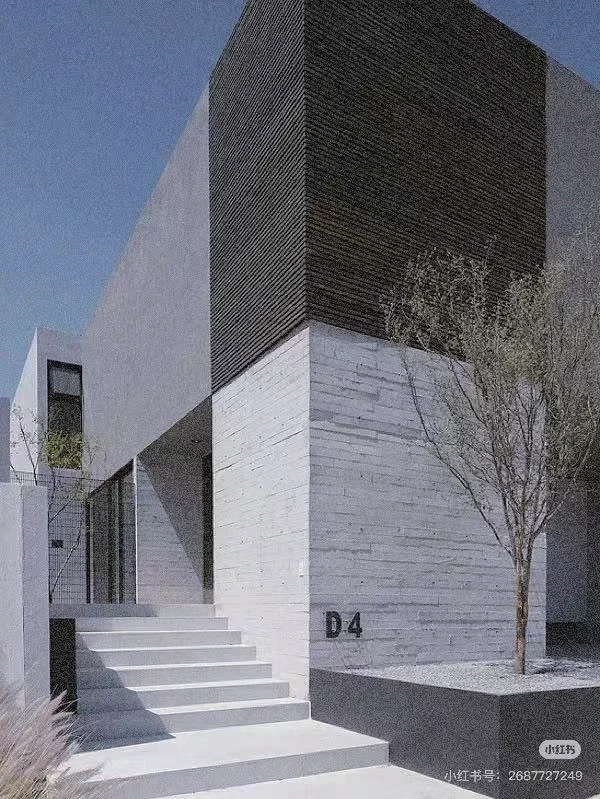 wide strip stone design.webp